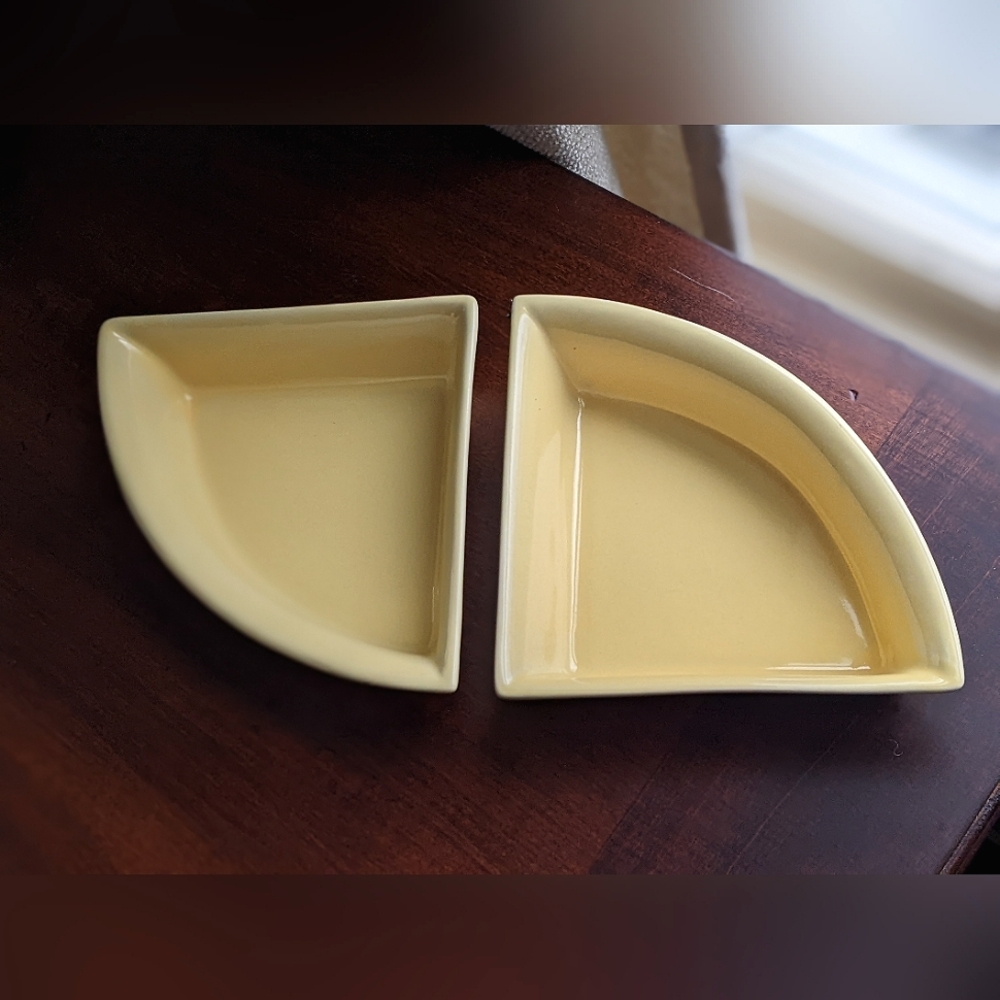 Rounded Triangle Stoneware Bowls - Set of 2 - Warm Yellow